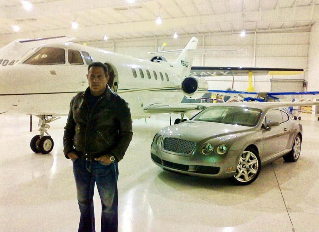 Keith Middlebrook, Hawker 800, NBA, NFL, MLB, Air Middlebrook, Keith Middlebrook Auto, Keith Middlebrook Enterprises, Keith Middlebrook Google, Bently